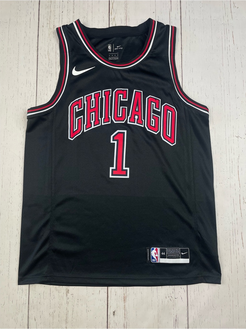 Nike Authentic NBA Derrick Rose Swingman Jersey